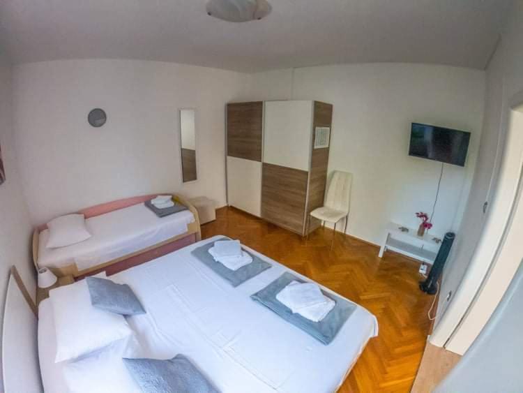 Apartmani Juricev Vodice Luaran gambar