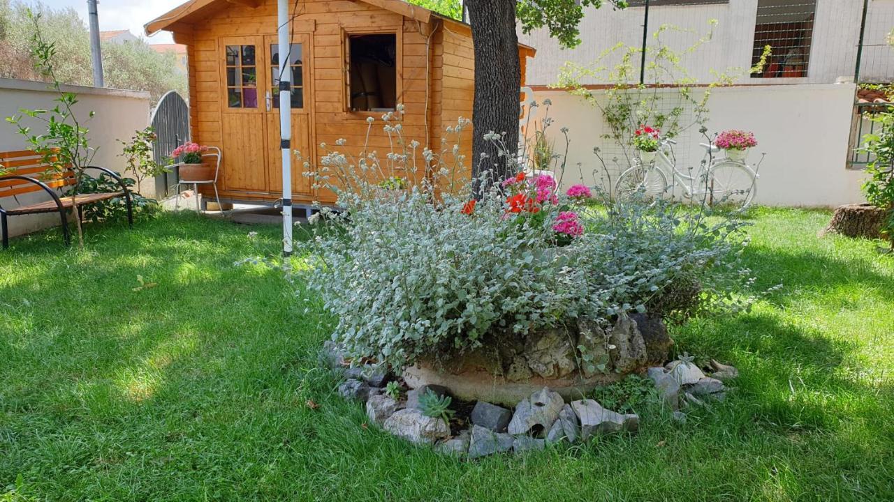 Apartmani Juricev Vodice Luaran gambar