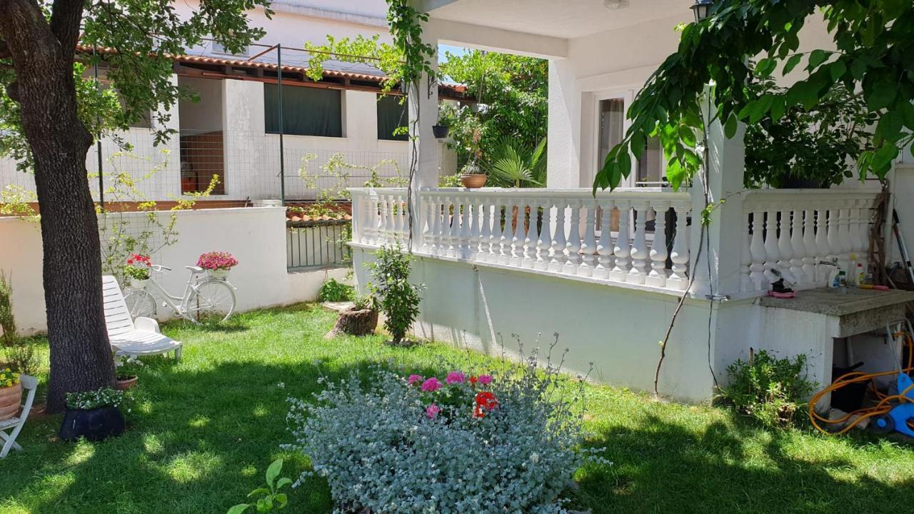 Apartmani Juricev Vodice Luaran gambar